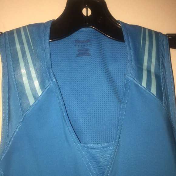 Reebok - Picture 6 of 9